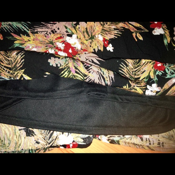 🩵3/$15 MIX & MATCH🟤onetheland Trpc Thunder Printed Tunic Dress - Picture 7 of 8